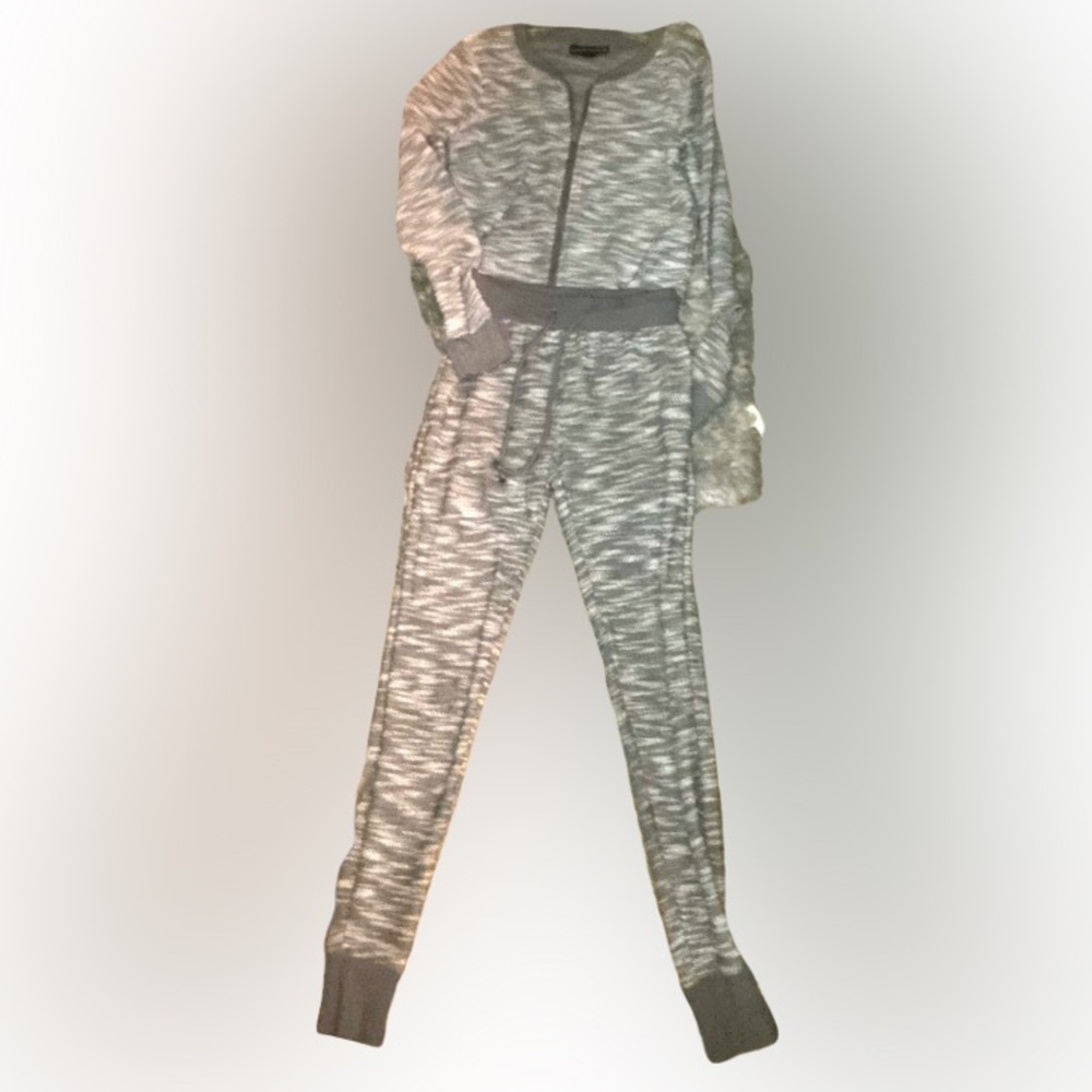Almost Famous Gray Knit Lounge Set – Zip Hoodie & Joggers